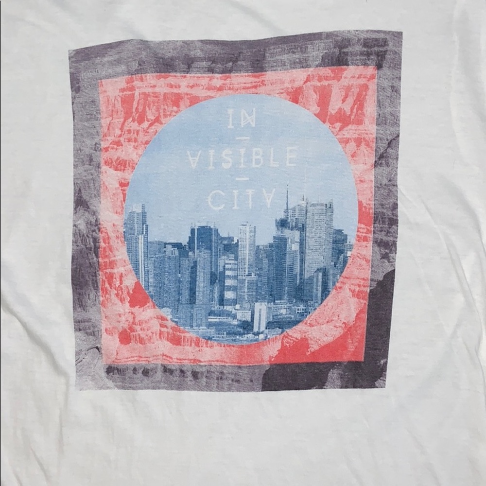 Men’s Graphic Tee - Picture 2 of 3